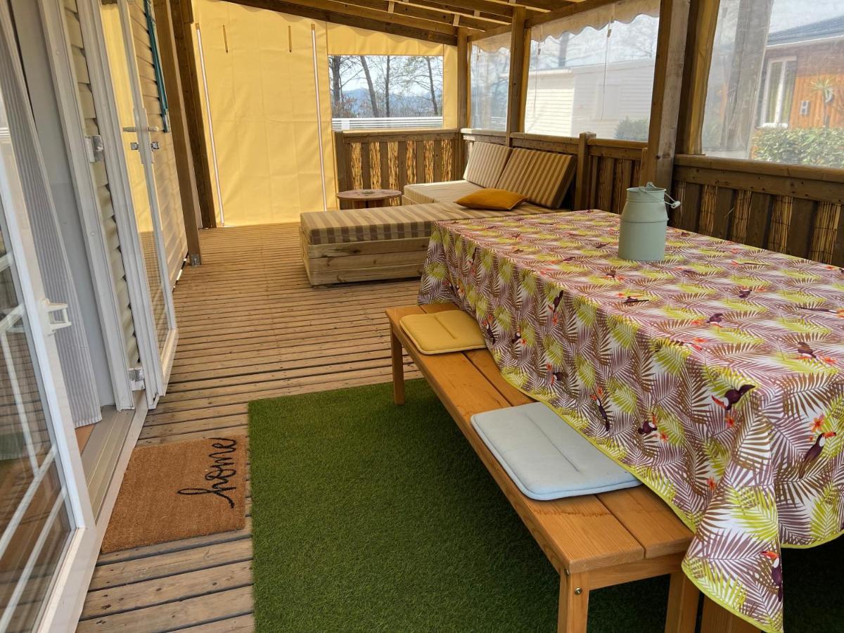 Joli Mobil-Home De Vacances, Ideal Pour Les Familles Rocbaron Экстерьер фото