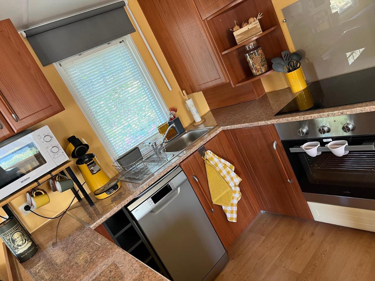 Joli Mobil-Home De Vacances, Ideal Pour Les Familles Rocbaron Экстерьер фото